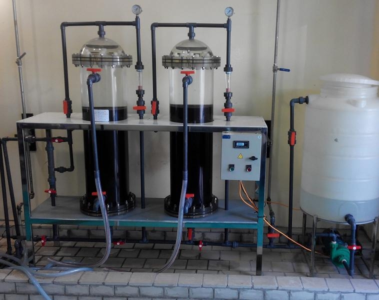 1508584712482171.jpg 氫電導(dǎo)樹脂再生裝置.JPG