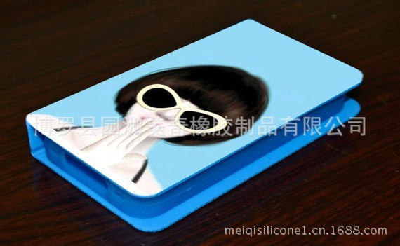 4.翻蓋手機保護套.硅膠高清彩印投產中